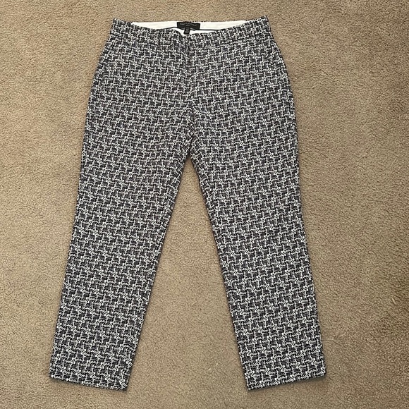 Banana Republic Cropped Pants - Picture 1 of 6